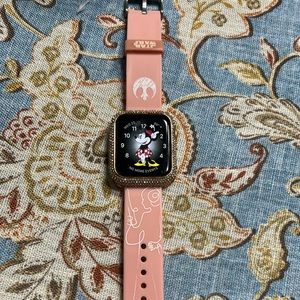 🌟Price Drop🌟 44mm Apple Watch Series 4 - Gold